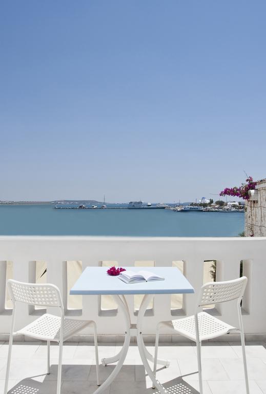 Sunday Hotel Antiparos Bilik gambar