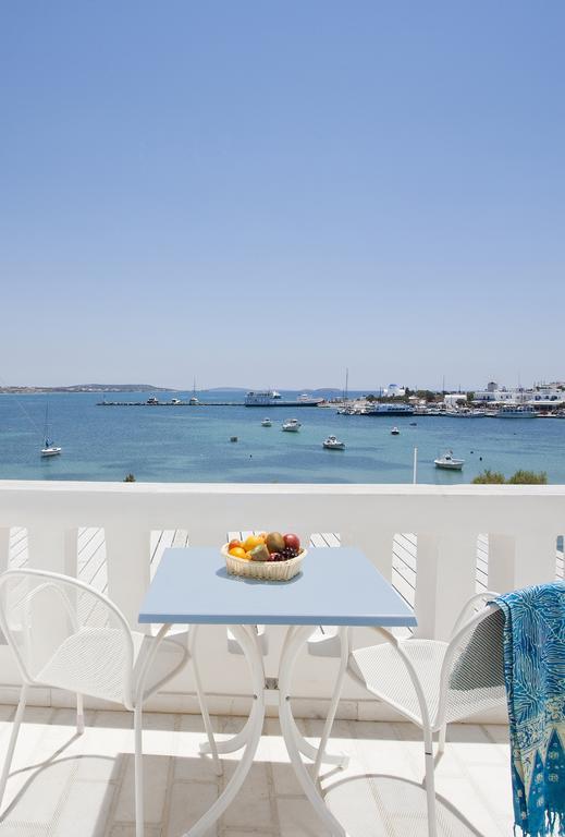 Sunday Hotel Antiparos Bilik gambar